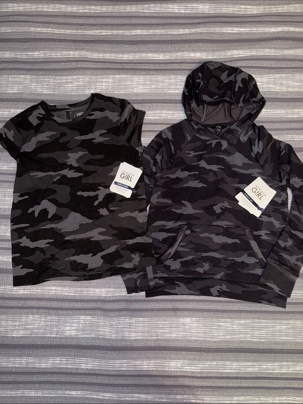 Athleta Black & Gray Camo Hoodie NWT Large (12) Bonus matching xl shirt added